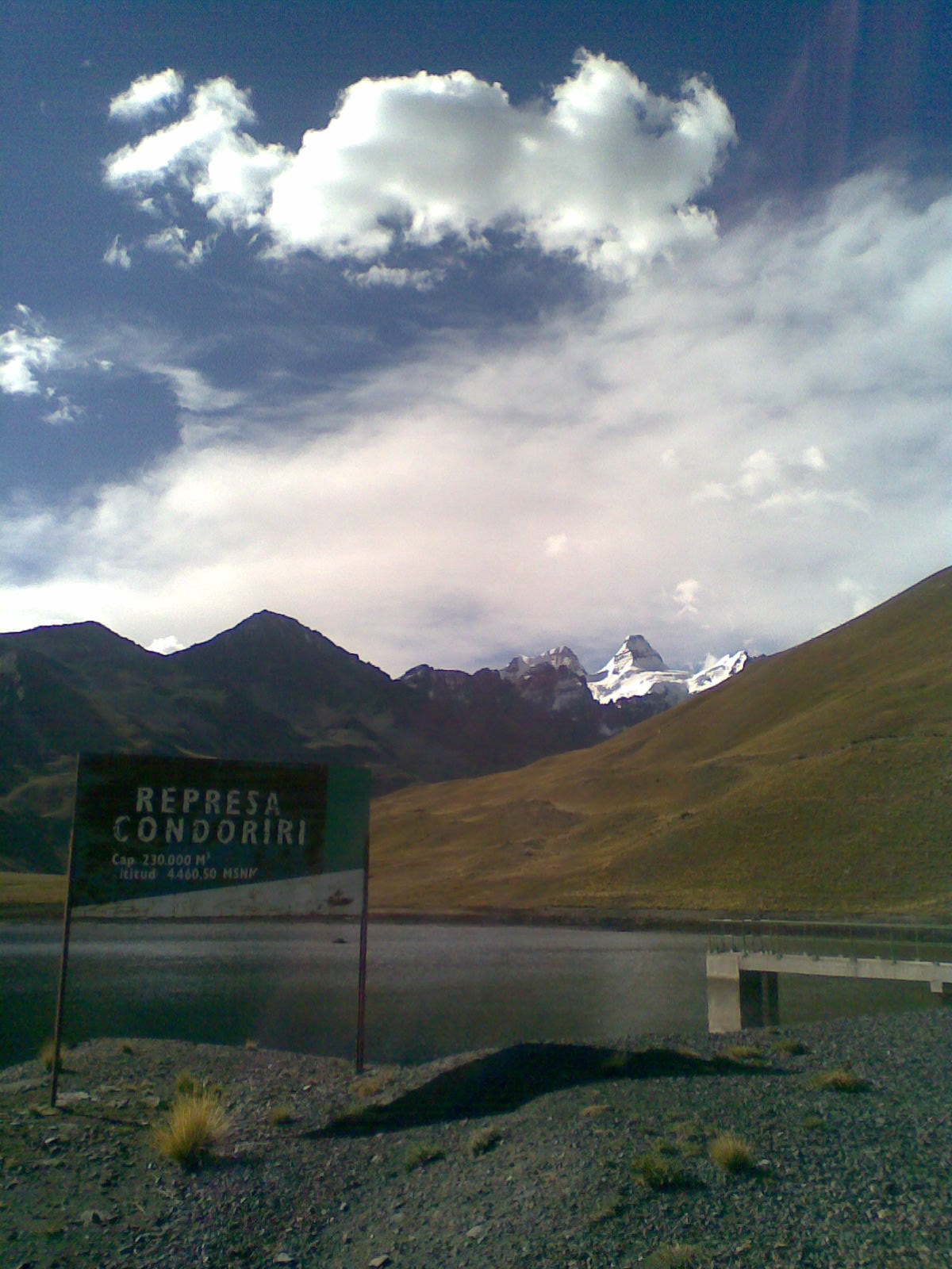 Represa Condoriri